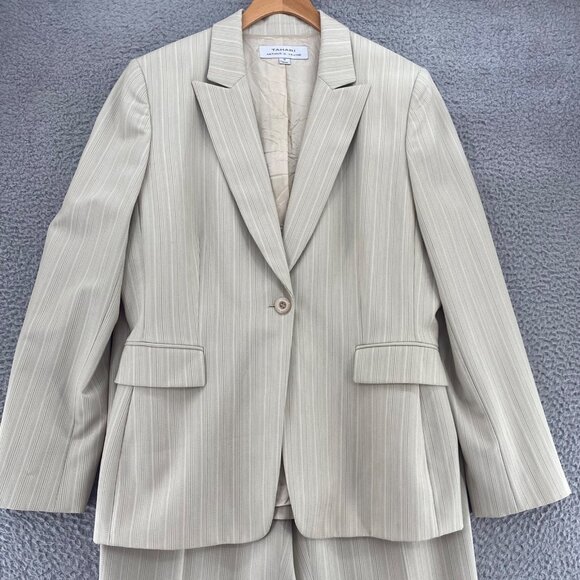 Tahari Suit Set Womens 12 Beige Pin Stripe Peak Lapel Pockets Office Career Work - Picture 2 of 16